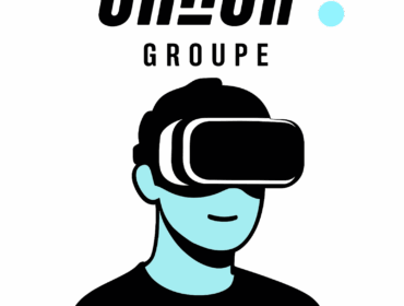 Illustration moderne d'une personne portant un casque de réalité virtuelle sur fond vert, associée au logo Snack Groupe, représentant les solutions d'immersion VR.